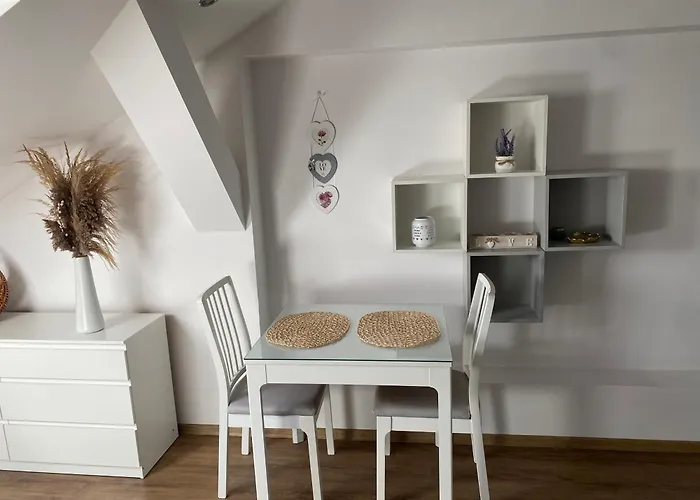 Cerny Tulipan - 6 Appartement *